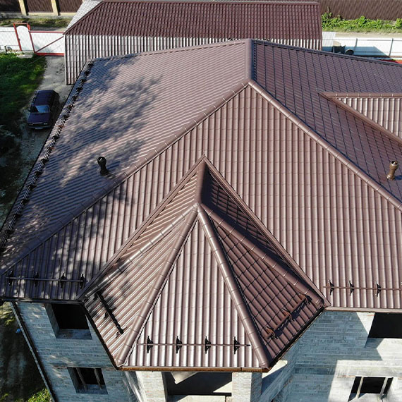 Монтаж сложной крыши и кровли в Александровске-Сахалинском и Сахалинской области